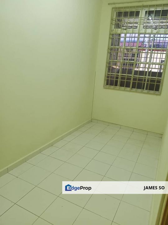 2 Storey Terrace Taman Merdeka near Angkasanuri Batu Berendam Malim Bachang, Melaka, Batu Berendam