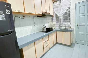 PANGSAPURI PUTERI KESIDANG