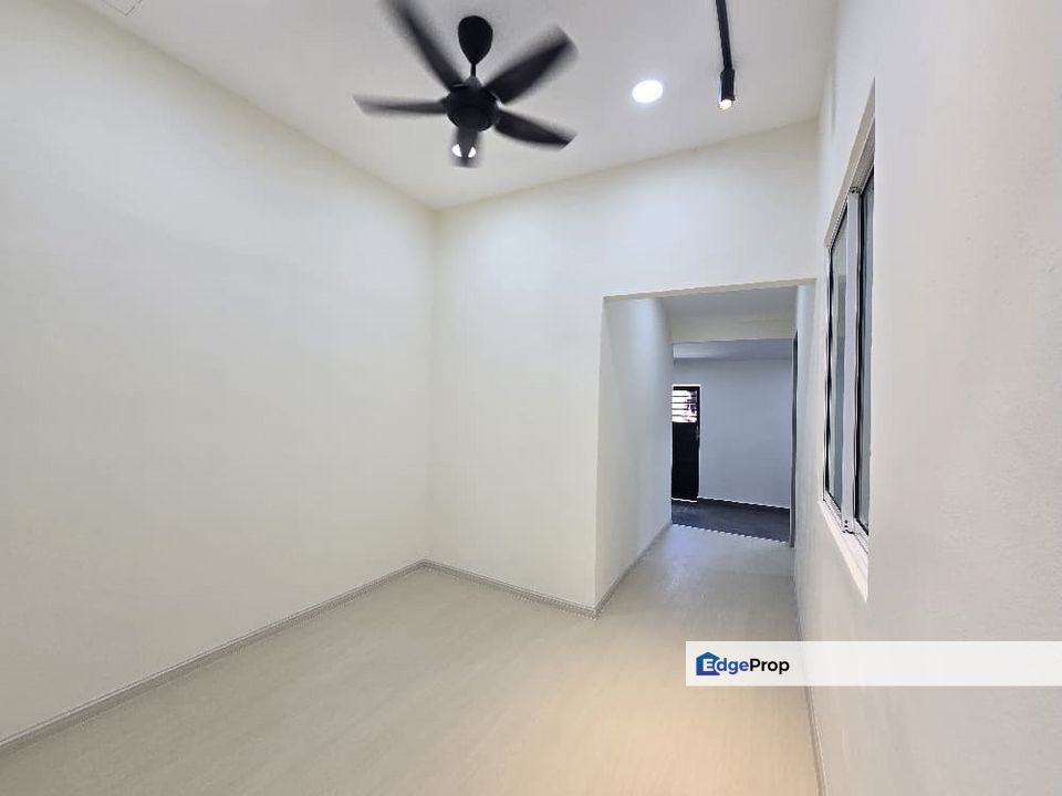 FREEHOLD Single Storey Ujong Pasir near Taman Sinn Semabok Pertam Padang Temu, Melaka, Melaka Tengah