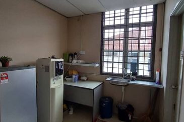 Pusat Perniagaan Gangsa