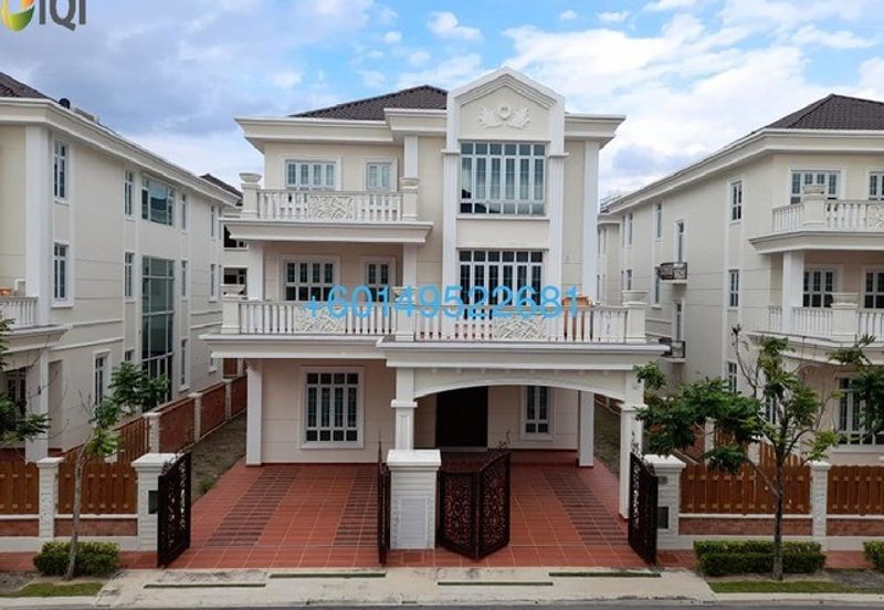 Straits Courtyard Residences