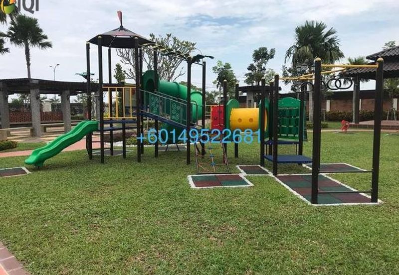 Straits Courtyard Residences