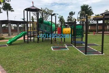 Straits Courtyard Residences