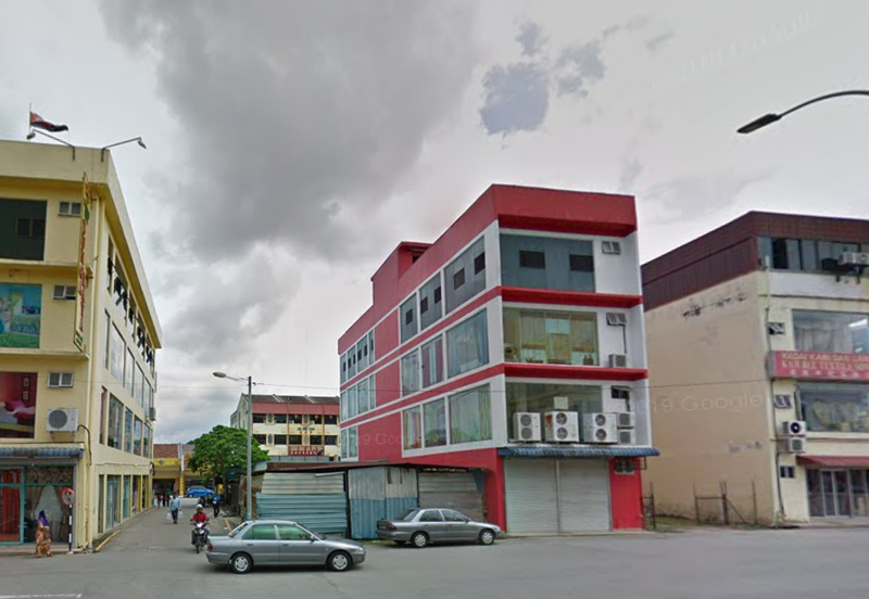 CORNER 4 Storey Payamas Tangkak 4231sqft near Muar