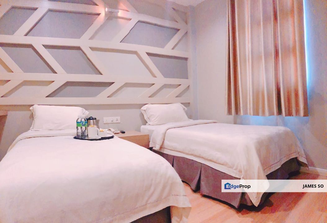 Endlot 3 Storey Hotel Melaka Raya near Kota Laksamana , Melaka, Melaka Raya