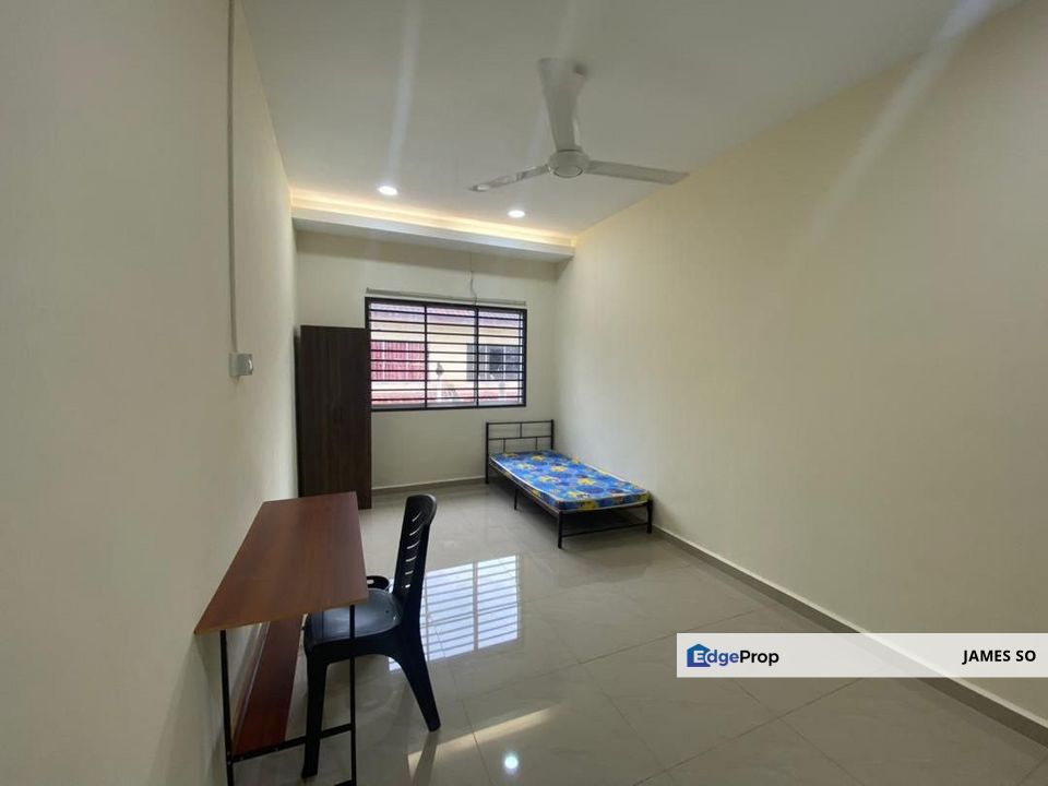 FREEHOLD Taman Bukit Cheng RENOVATED near Malim Pulau Gadong, Melaka, Cheng