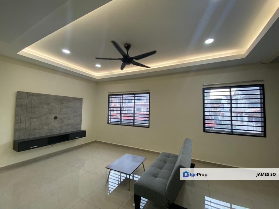 FREEHOLD Taman Bukit Cheng RENOVATED near Malim Pulau Gadong, Melaka, Cheng