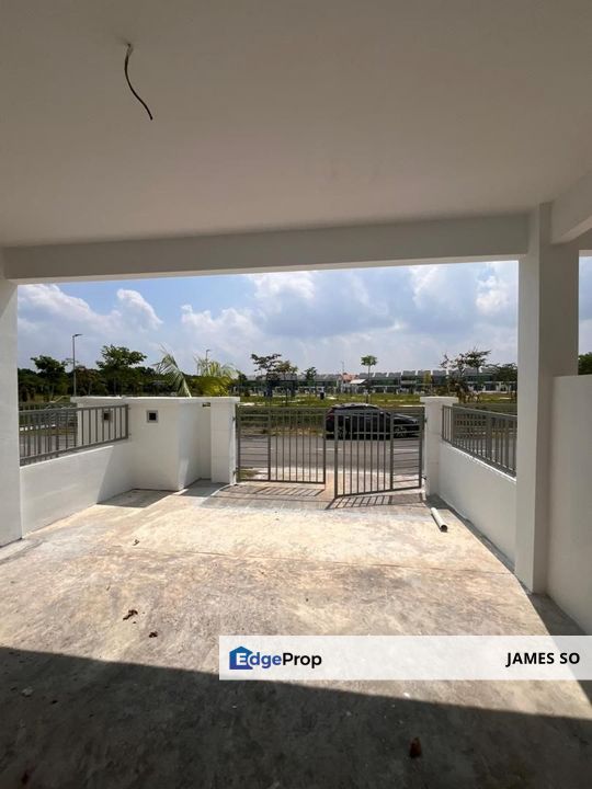 2 Storey Scientex Jasin Facing Padang near Serkam, Melaka, Jasin