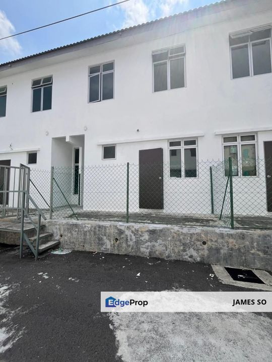 2 Storey Scientex Jasin Facing Padang near Serkam, Melaka, Jasin