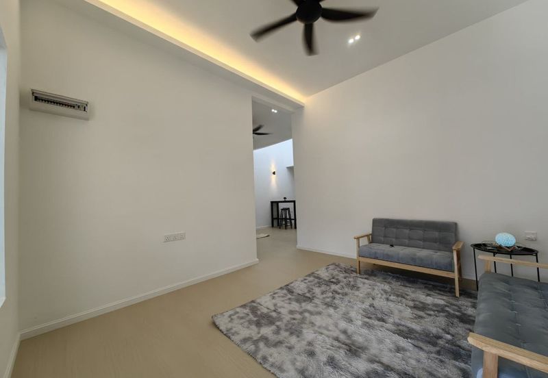 Jalan Bukit Senjuang