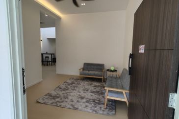 Jalan Bukit Senjuang