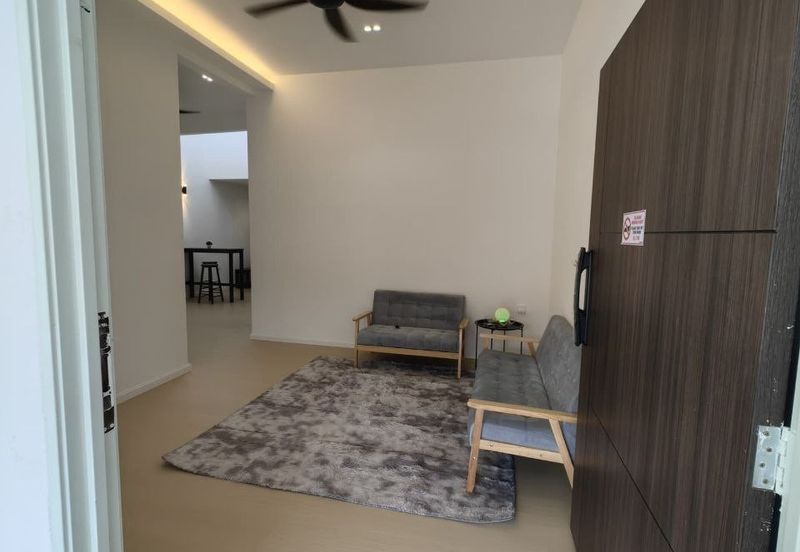 Jalan Bukit Senjuang