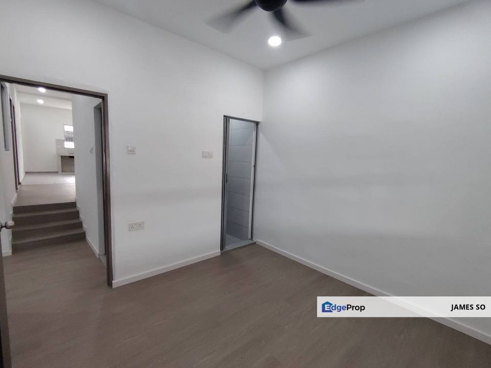 RENOVATED Ayer Keroh Heights Melaka near Bukit Katil Muzaffar , Melaka, Ayer Keroh