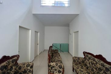 TIARA SENDAYAN (PRESINT 6)