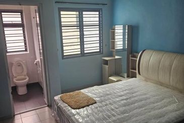 Taman Muzaffar Heights