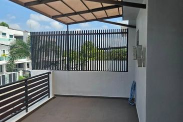 Taman Muzaffar Heights