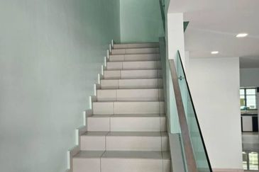 Taman Muzaffar Heights