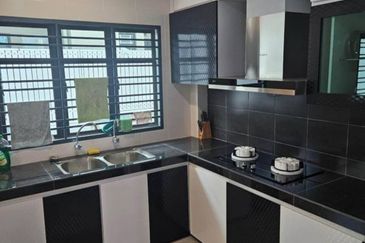 Taman Muzaffar Heights