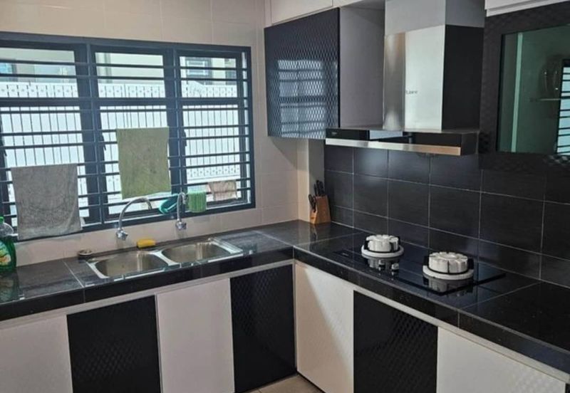 Taman Muzaffar Heights