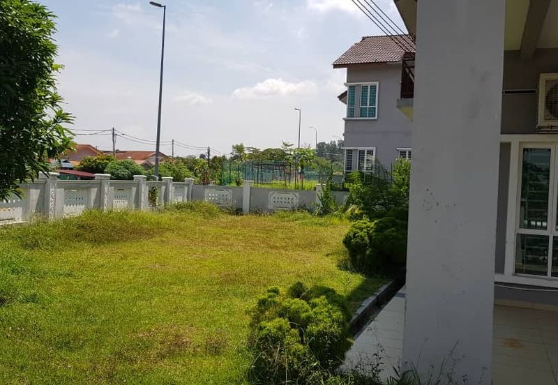 Taman Kiara Indah, Sikamat