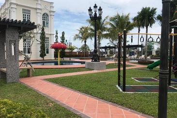 Straits Courtyard Residences Kota Laksamana near Kayangan Klebang