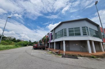 Pusat Perniagaan Gangsa