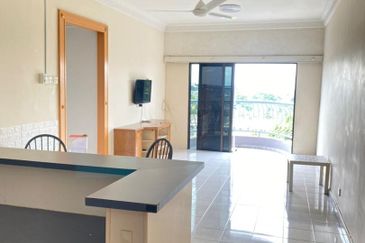 KONDOMINIUM SELAT HORIZON