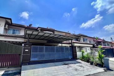 Taman Muzaffar Heights