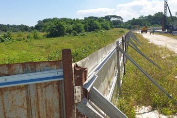 Perak Agricultural Land Central Ipoh Jalan Raja Ashman Shah The Anderson Condominium