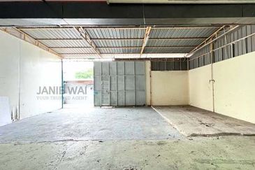 Warehouse Factory Seri Kembangan 1.5 Storey Light Industry Serdang