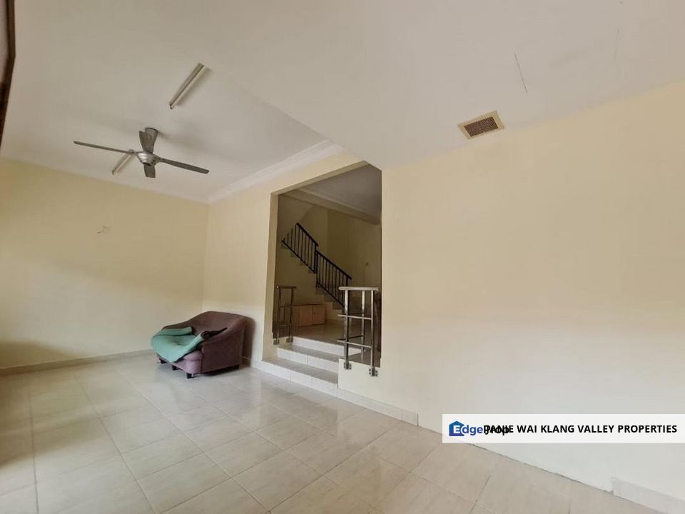Seri Kembangan Landed Double Storey Taman Prima Tropika Near AEON & MEX Taman Equine, Selangor, Seri Kembangan