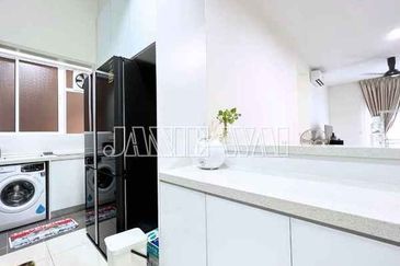 Savanna Executive Suites @ Southville City