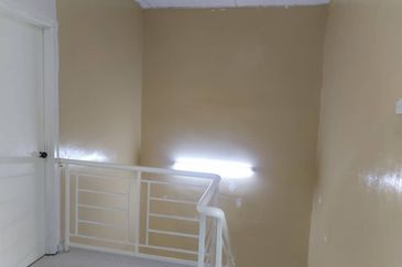 TAMAN LEMBAH IMPIANA