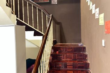 TAMAN BUKIT INDAH (1210)