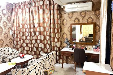 TAMAN BUKIT INDAH (1210)