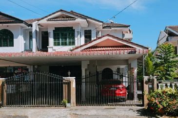 TAMAN BUKIT INDAH (1210)
