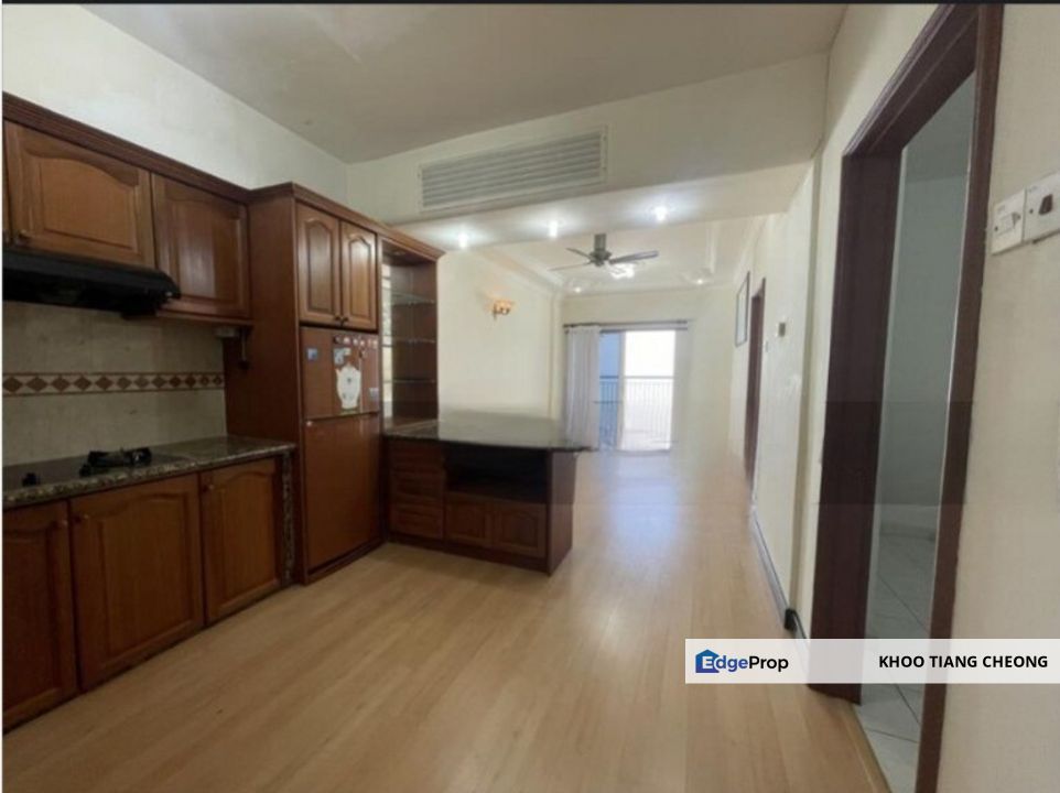 Move-in Ready Freehold Mar Vista Condominium For Sale, Penang, Batu Ferringhi