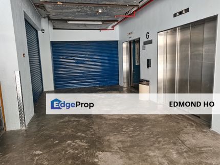 Warehouse space for rent in Seksyen 51a (Bangunan THK), Selangor, Petaling Jaya