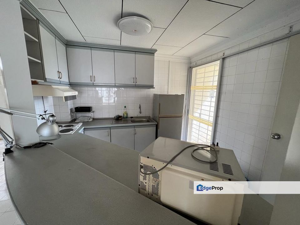 ONLY 215K! Renovated High Floor 3 Bedrooms Move In @Garden City Straits condominium Melaka Raya, Melaka, Melaka Tengah