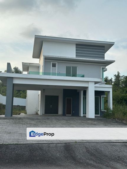 Ayer Keroh Belia Antarabangsa 2 Storey Bungalow with Big extra Land for sales, Melaka, Ayer Keroh