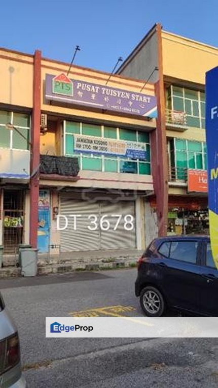 Facing Main road roundabout 2 storey Shop Batu Berendam , Melaka, Batu Berendam