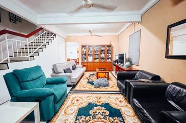 Saujana Damansara Damansara Damai 2 Storey (END LOT) For Sale