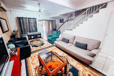 Saujana Damansara Damansara Damai 2 Storey (END LOT) For Sale