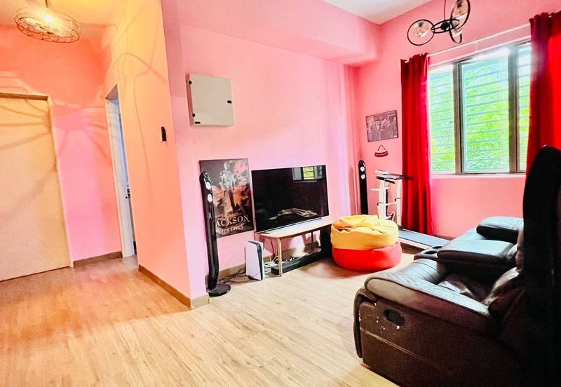 Lake Point Residence