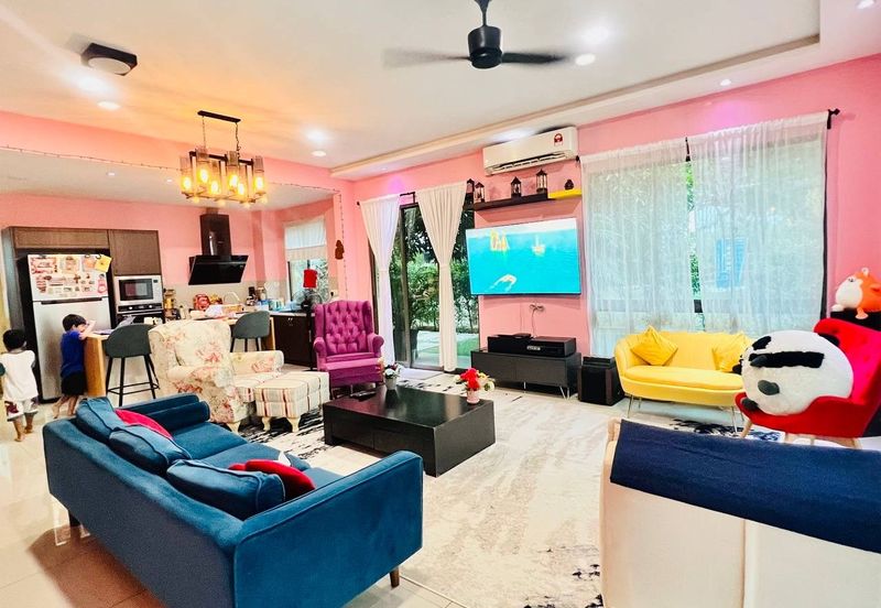 Lake Point Residence