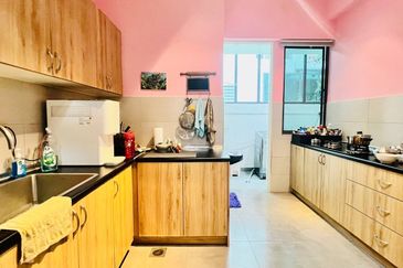 Lake Point Residence