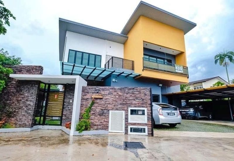 Taman Sri Hijau ( New Green Park )