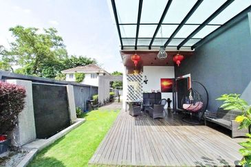 Taman Sri Hijau ( New Green Park )