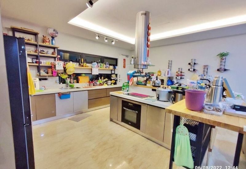 Taman Sri Hijau ( New Green Park )