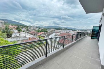 Taman Sri Hijau ( New Green Park )